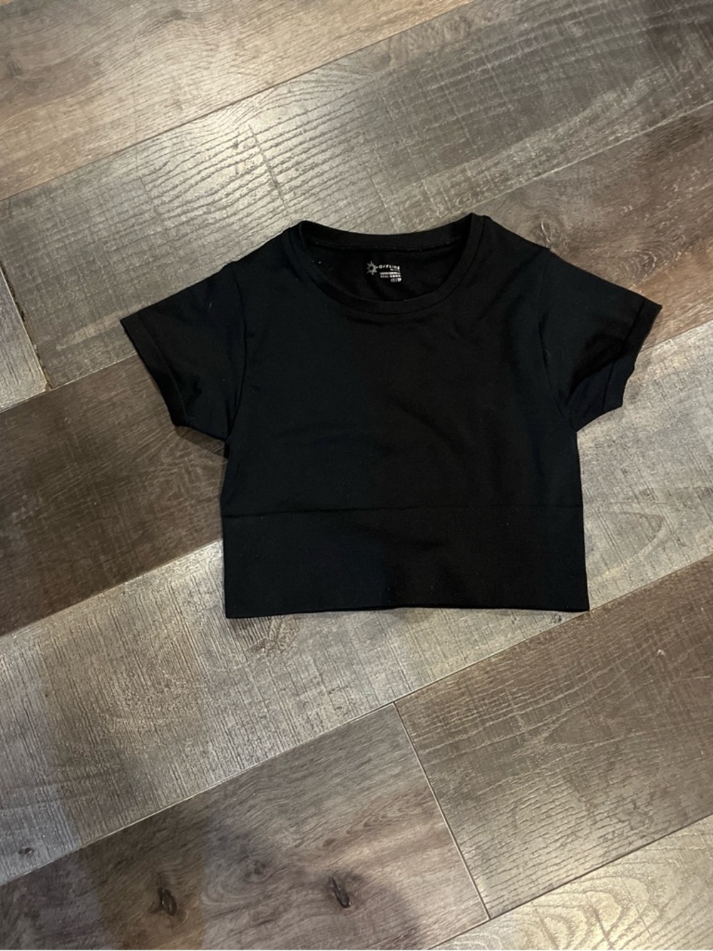 Aerie offline xs Black Crop Tee women’s cropped top